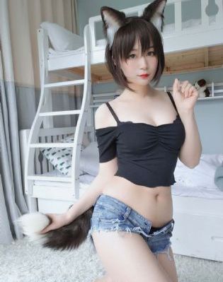 男人吃奶下面就痒-短视频中文版全集