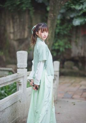 男子深夜回家撞见妻子偷情-神马视频免费观看韩国